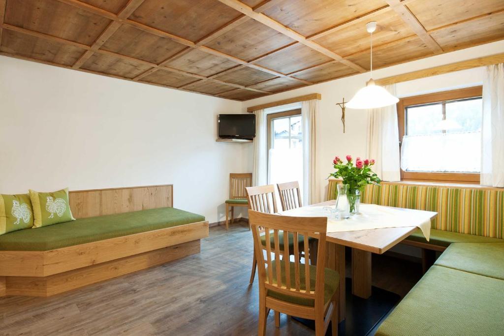 Landhaus Taurer Kals-am Großglockner الغرفة الصورة