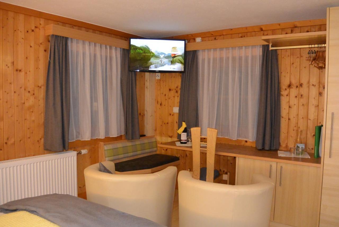 Landhaus Taurer Kals-am Großglockner المظهر الخارجي الصورة